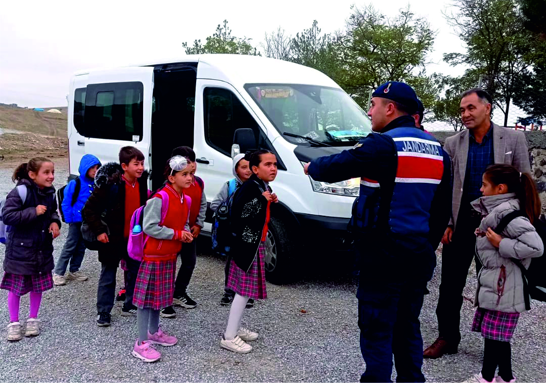 OKUL SERVİSLERİ DENETLENİYOR