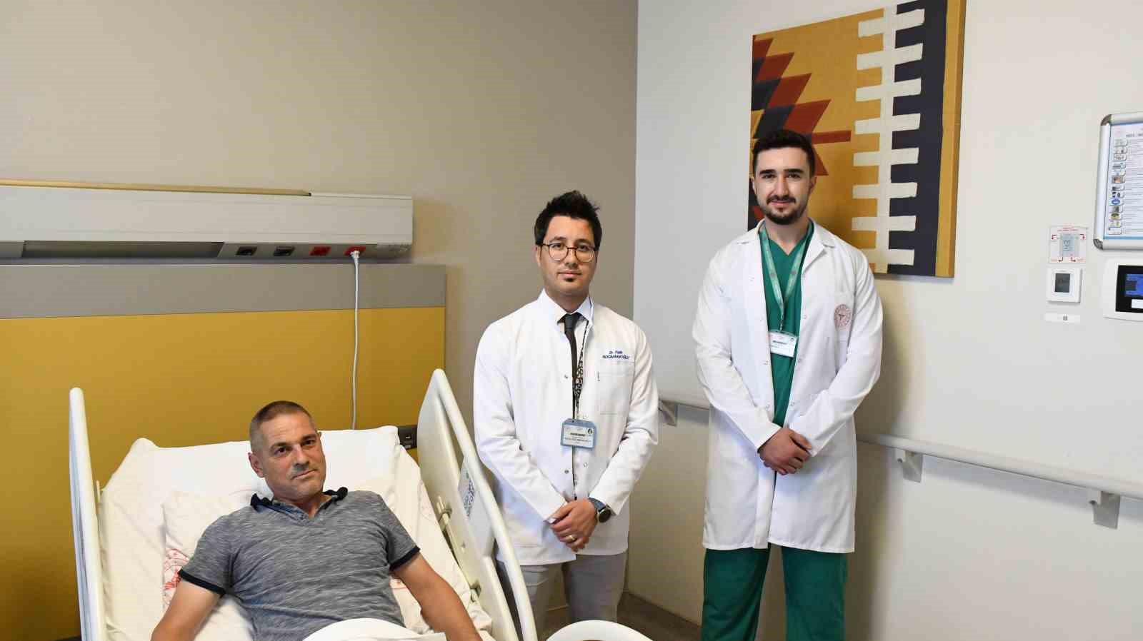 BÖBREĞİNDEN 100’E YAKIN TAŞ ÇIKTI