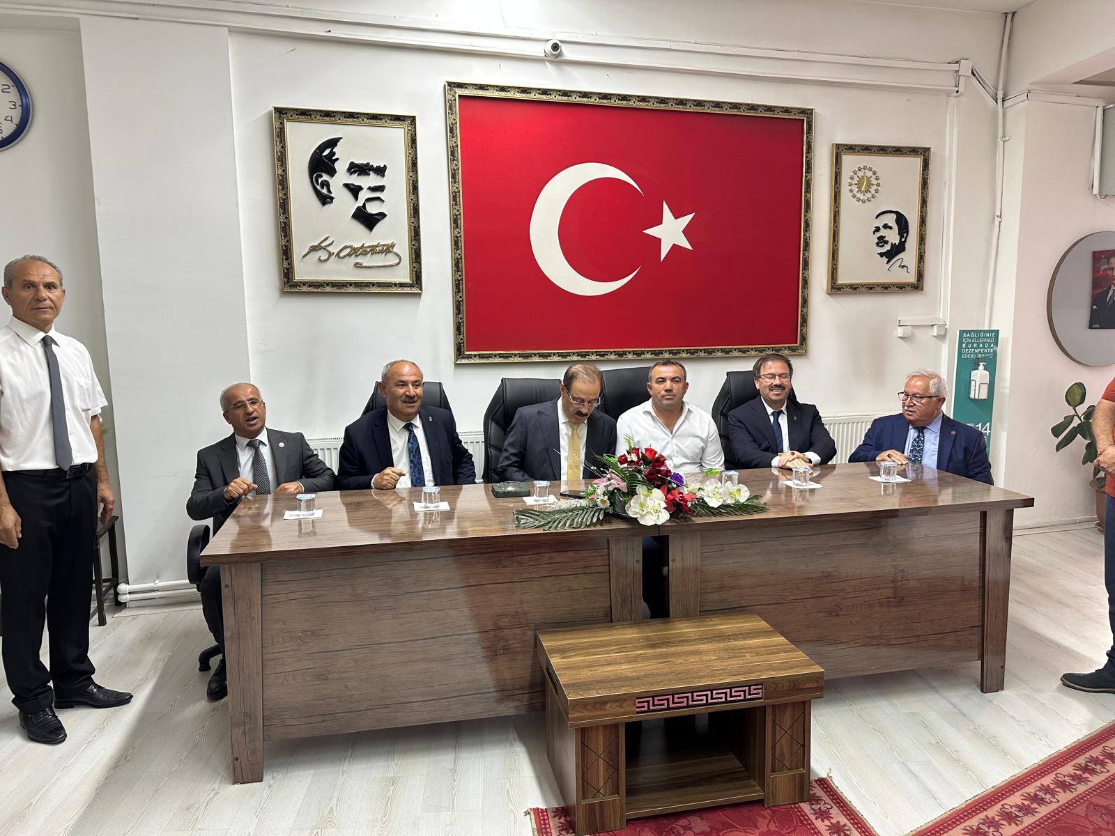 AKGÜL’DEN, MUHTARLAR DERNEĞİNE ZİYARET