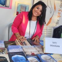 AKDAĞLI HEMŞERİMİZİN KİTABI BÜYÜK İLGİ GÖRÜYOR