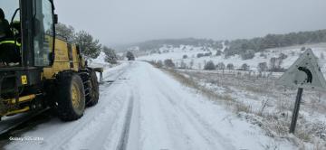 TÜM YOLLAR ULAŞIMA AÇILDI