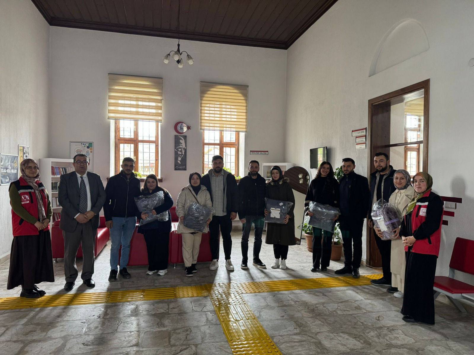 AKDAĞMADENİ’NDE GENÇ ÇİFTLERE SICAK DOKUNUŞ