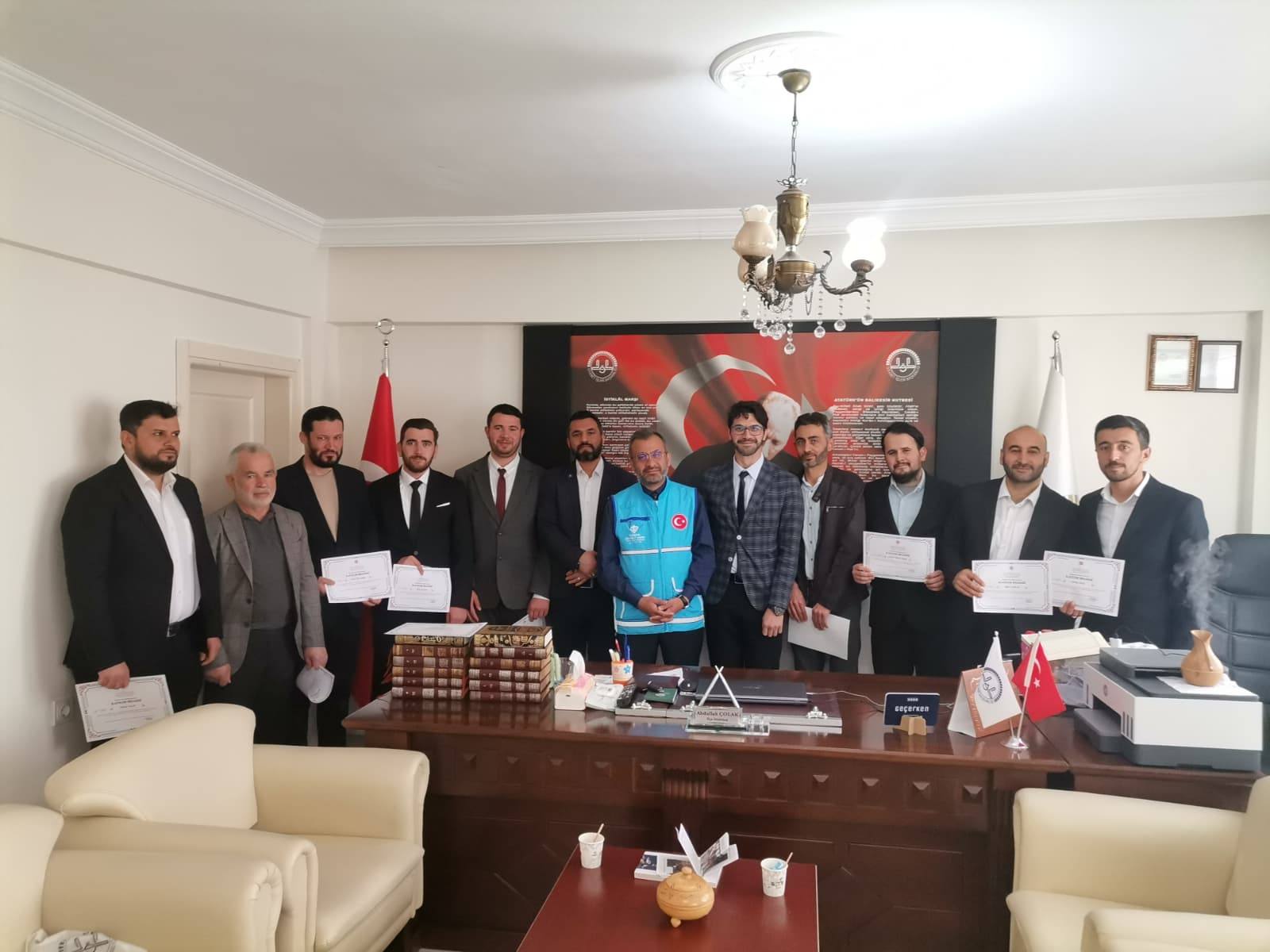 DİN GÖREVLİLERİ “ETKİLİ VAAZ” EĞİTİMİNİ TAMAMLADI!