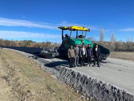 KÖYLER SICAK ASFALT İLE BULUŞUYOR