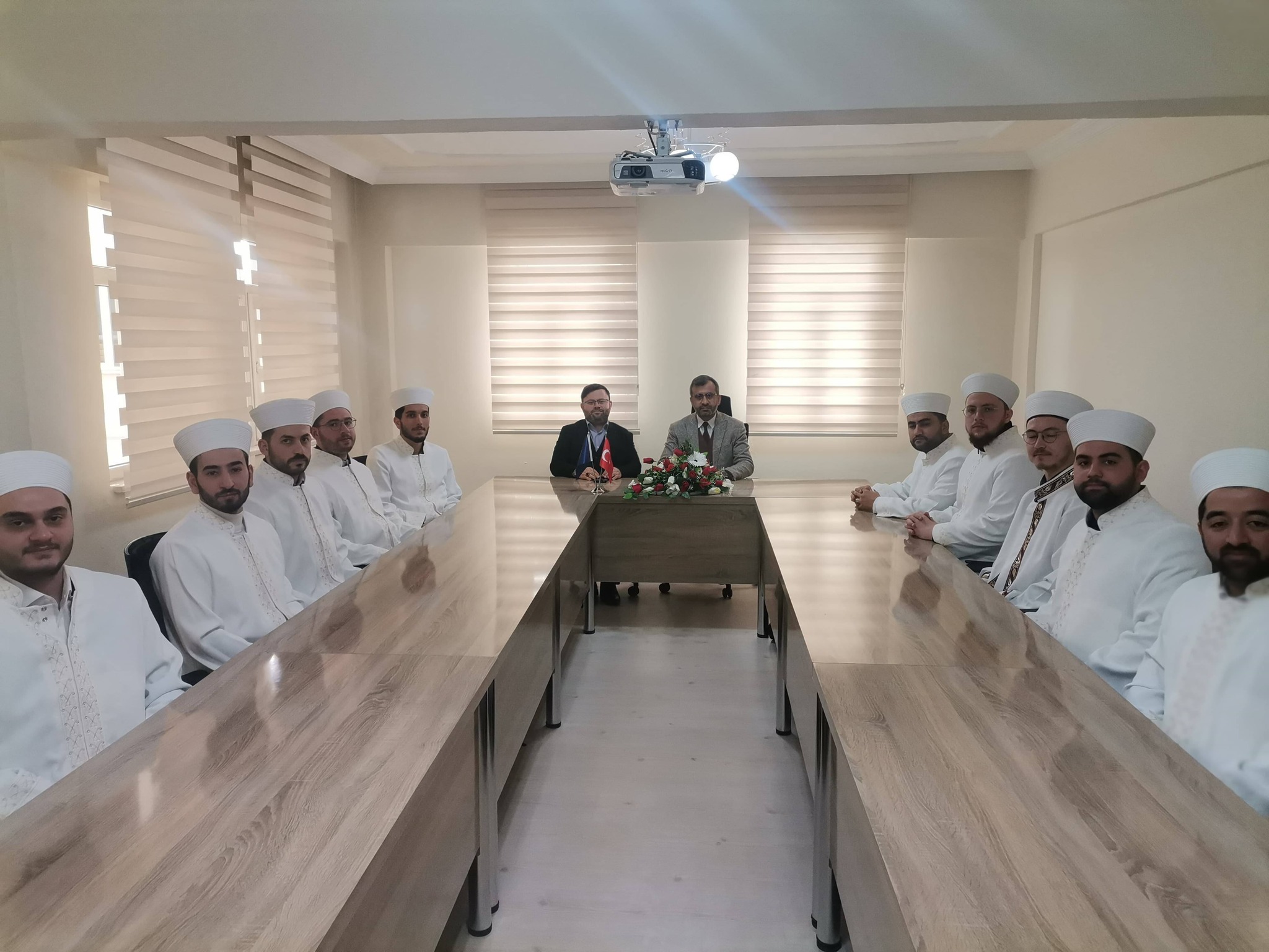 10 YENİ DİN GÖREVLİSİ CÜBBE GİYDİ