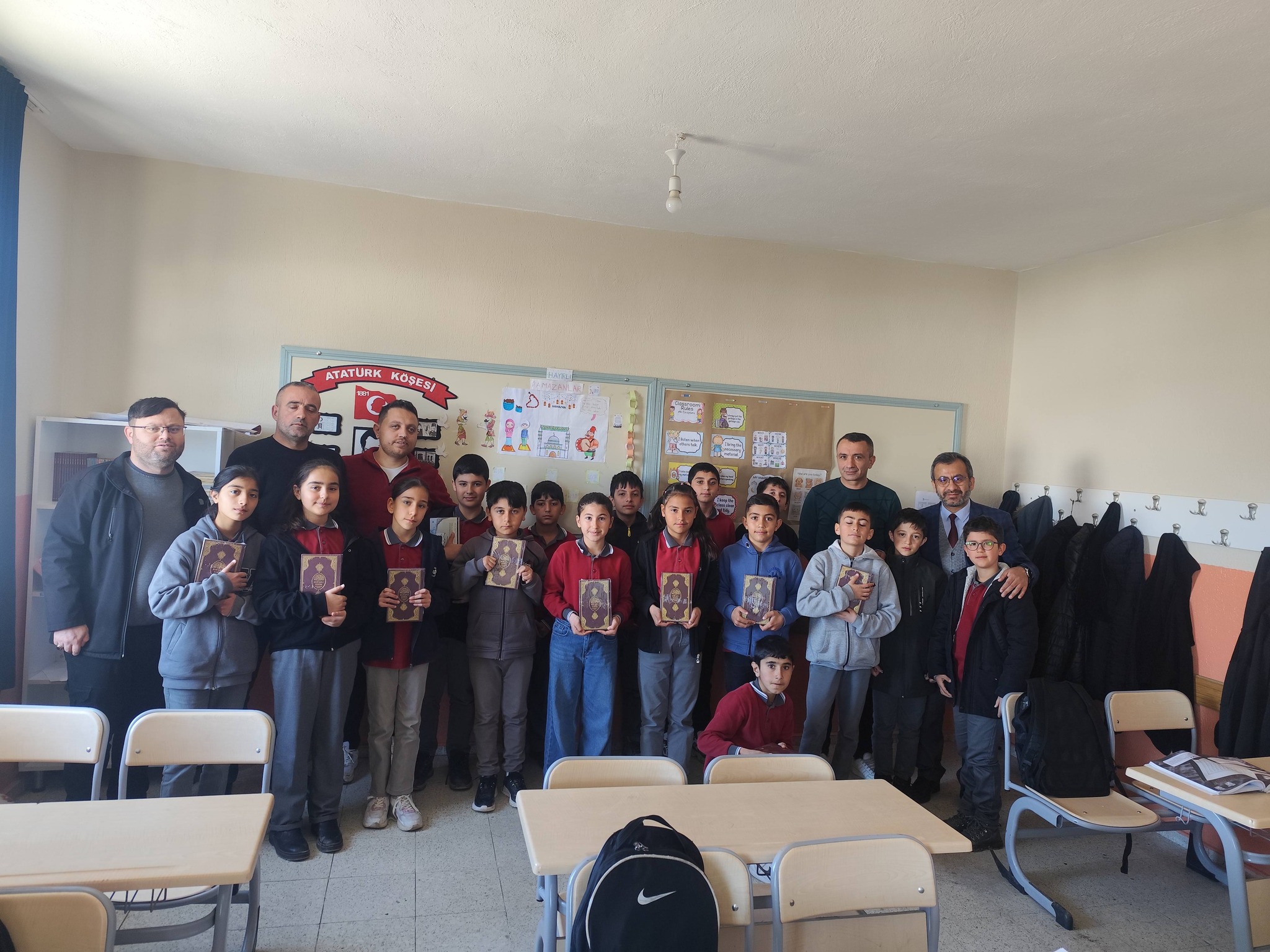 GENÇLERİN YOLU KUR’AN İLE AYDINLANIYOR!