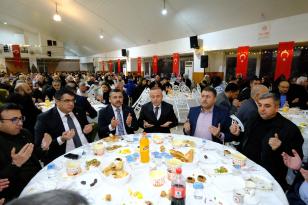 AKDAĞMADENİ AYNI SOFRADA, AYNI DUADA BULUŞTU: MUHTEŞEM KADİR GECESİ PROGRAMI!